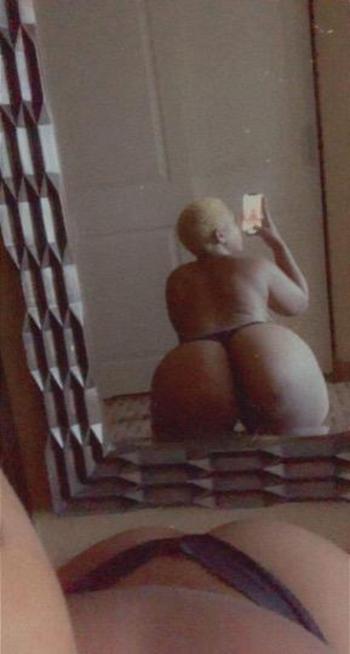 Cookie, 26  female escort, Nashville
