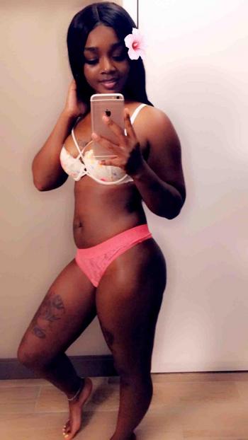 615-425-1543, 24 African American female escort, Nashville