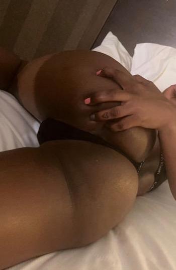 Chynalove, 25 Mixed female escort, Nashville