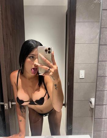 Fabiana , 23  female escort, Nashville