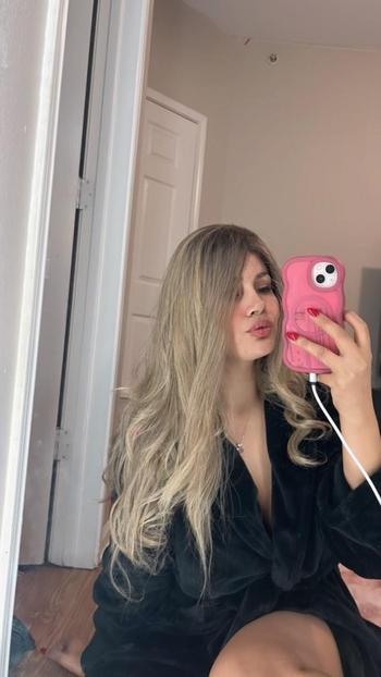 Sofia, 24  female escort, Nashville