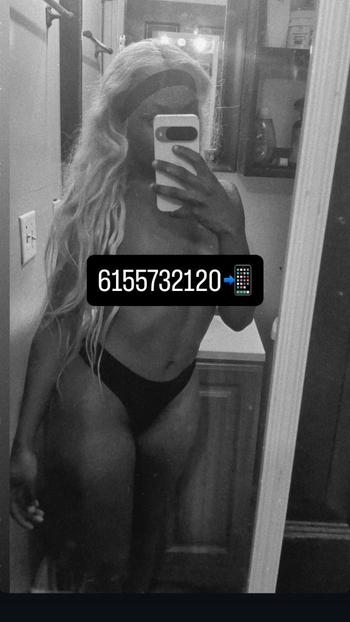 Ebony, 21  female escort, Nashville