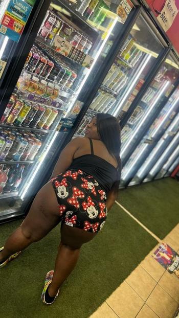 NaniK, 26  female escort, Nashville