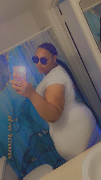 Redd, 25  female escort, Nashville